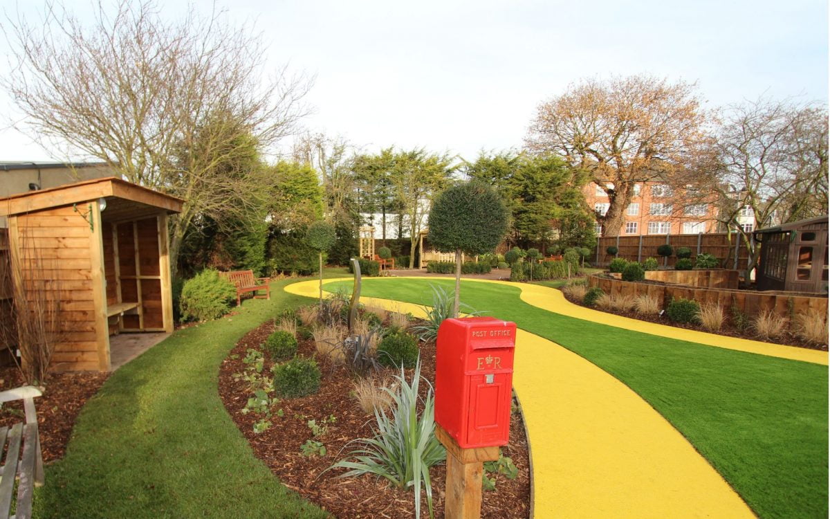 BALI Award Winning Sensory Dementia Garden - Cube 1994 Essex